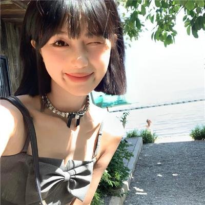 傻白甜的霸总老公